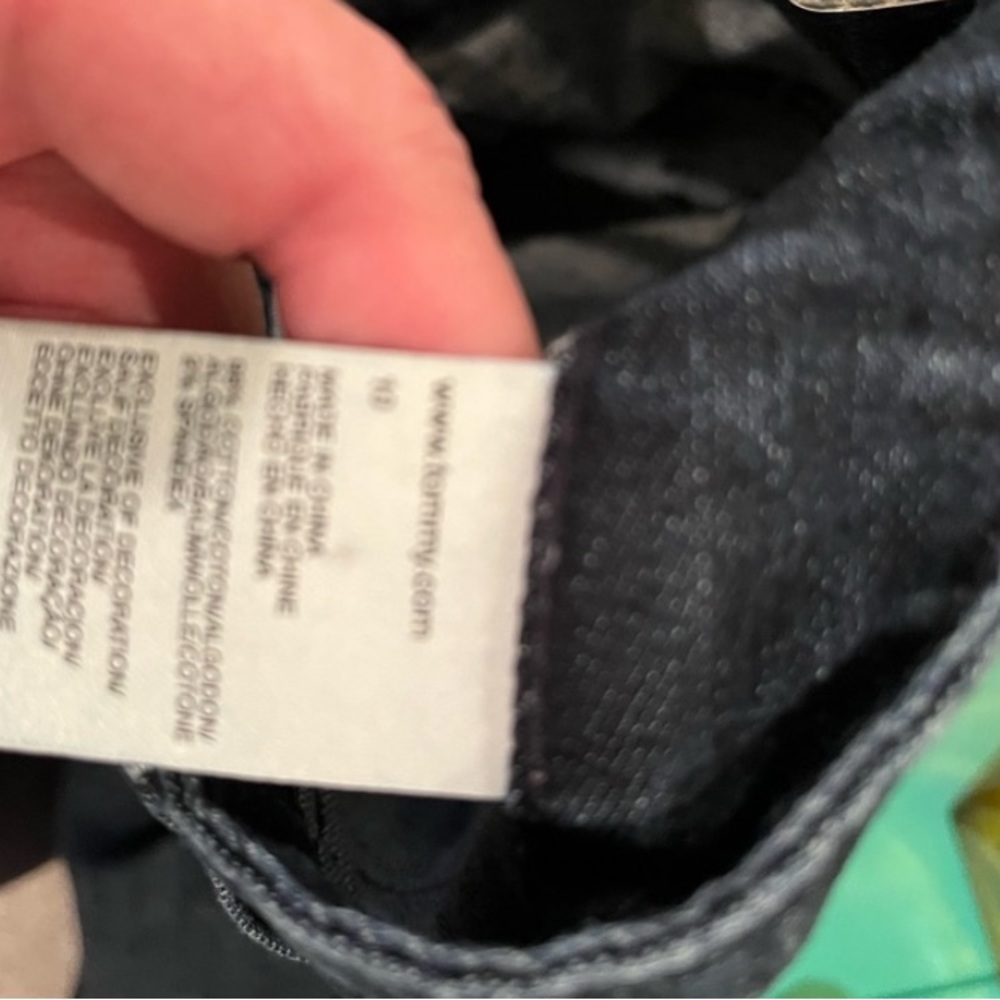 Tommy Hilfiger Dark Wash Denim Mini Skirt w/ Pockets! - Picture 5 of 5